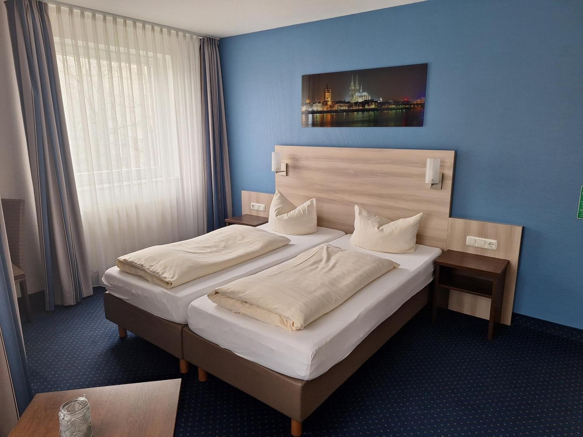 Hotel Am Freischuetz Hürth Exteriér fotografie