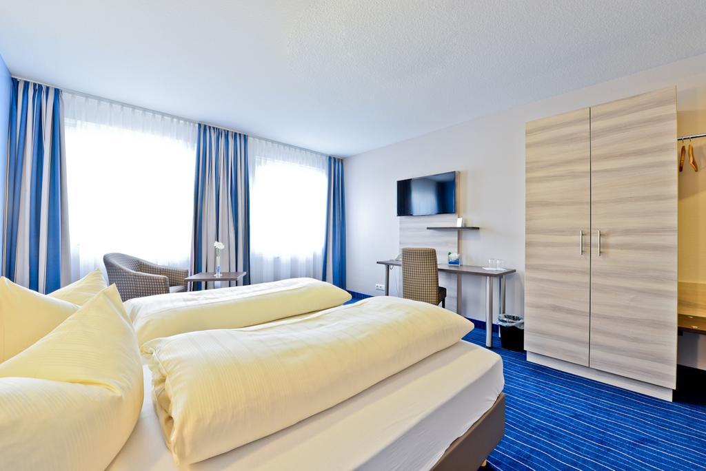 Hotel Am Freischuetz Hürth Exteriér fotografie